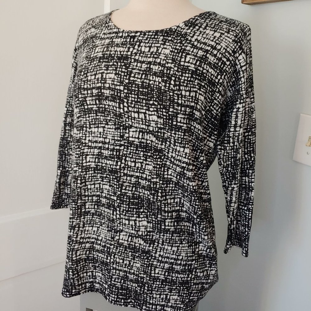 Dalia | Black on Cream Print 3/4 Sleeve Sweater Tunic | S